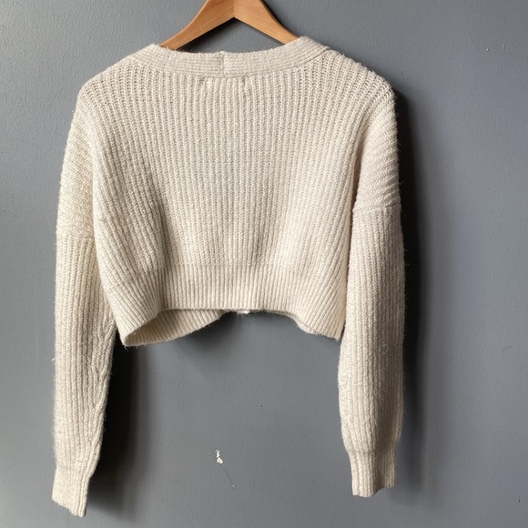 Cropped Button Up Cardigan - Picture 5 of 5